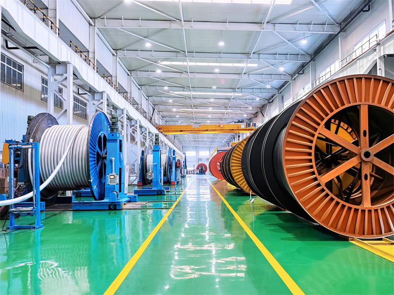高压电缆生产车间